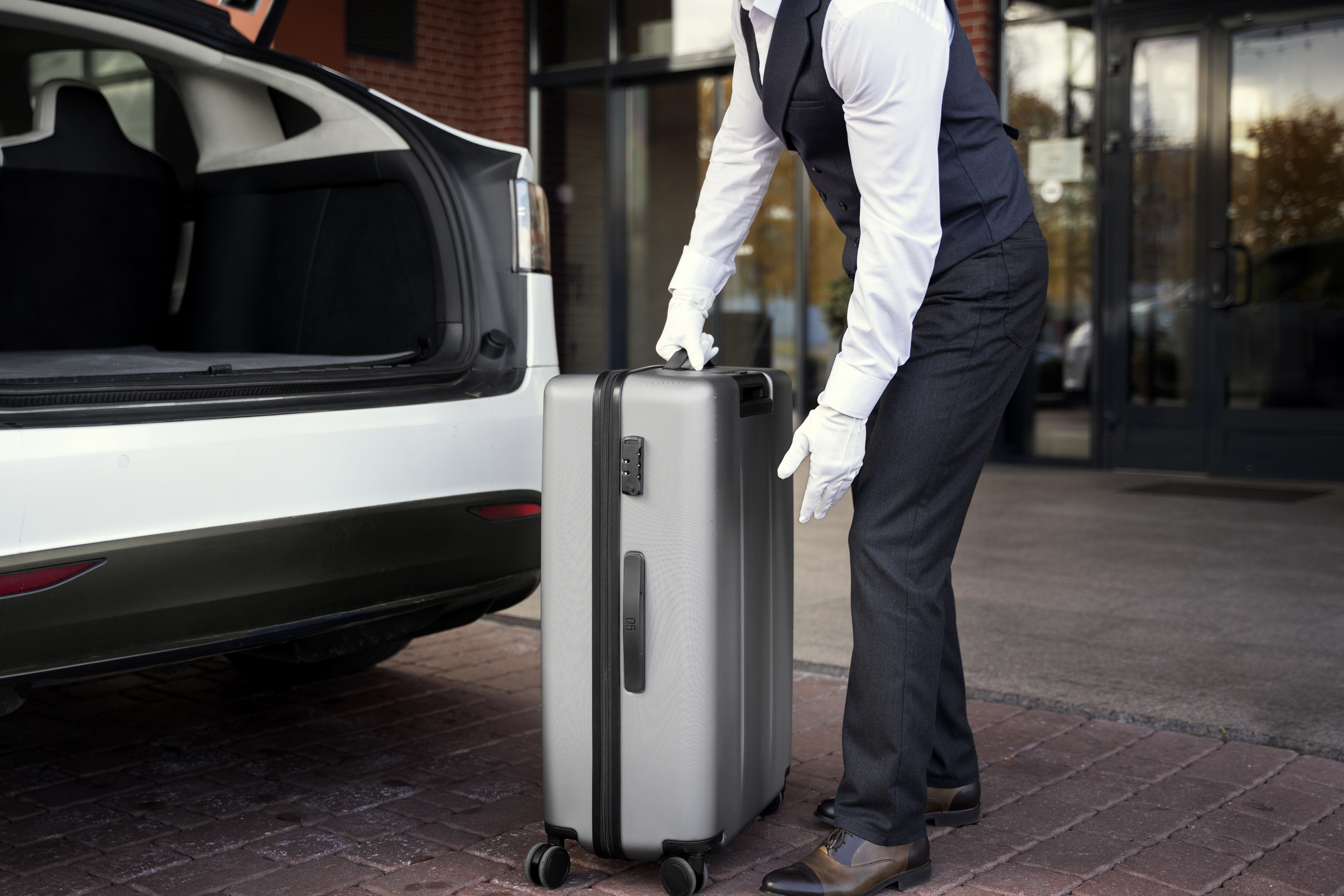 Hotel Transfers in Kenya: Experience Luxury with SureComfort